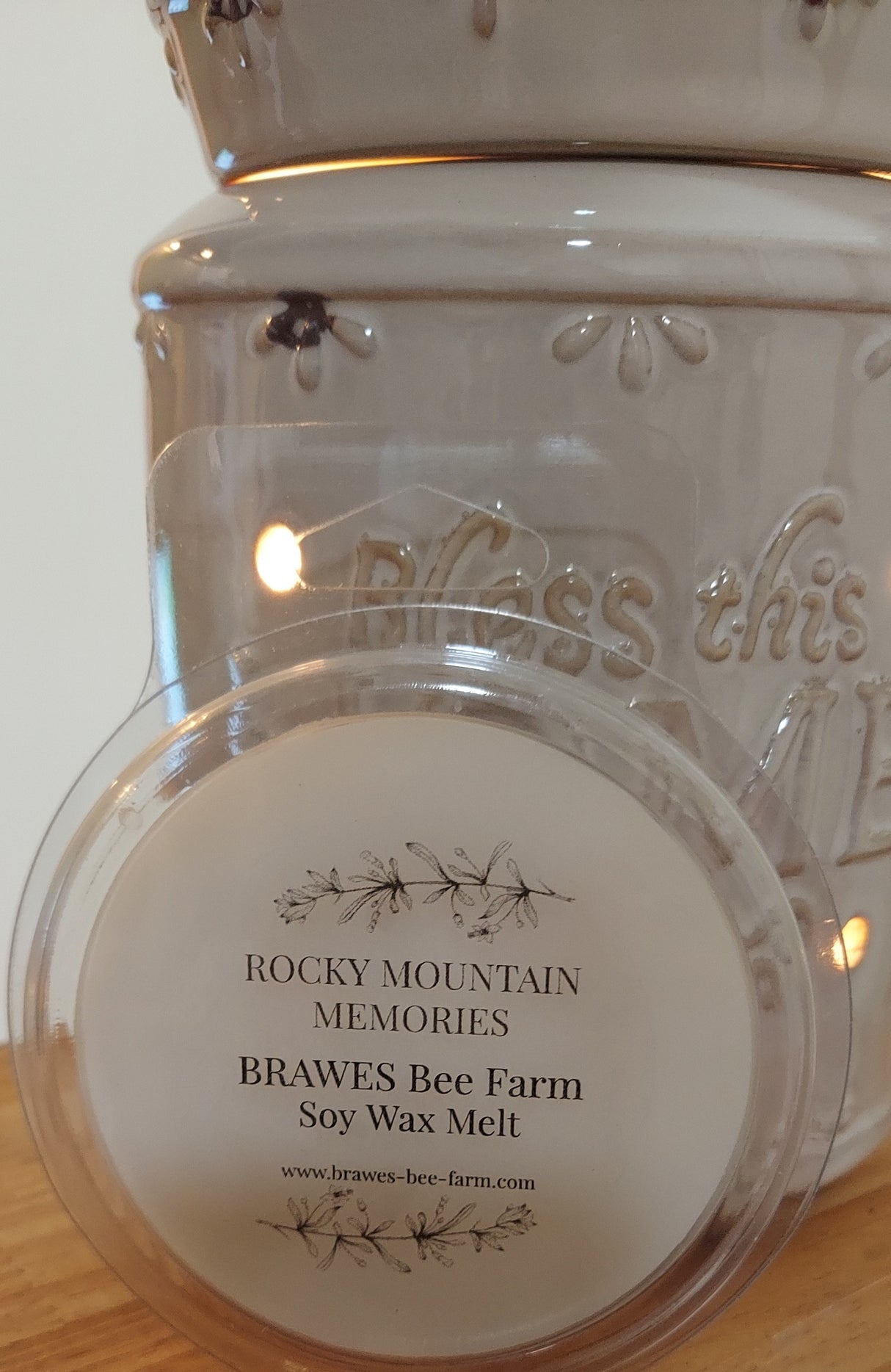 Round Pie Clamshell Melts