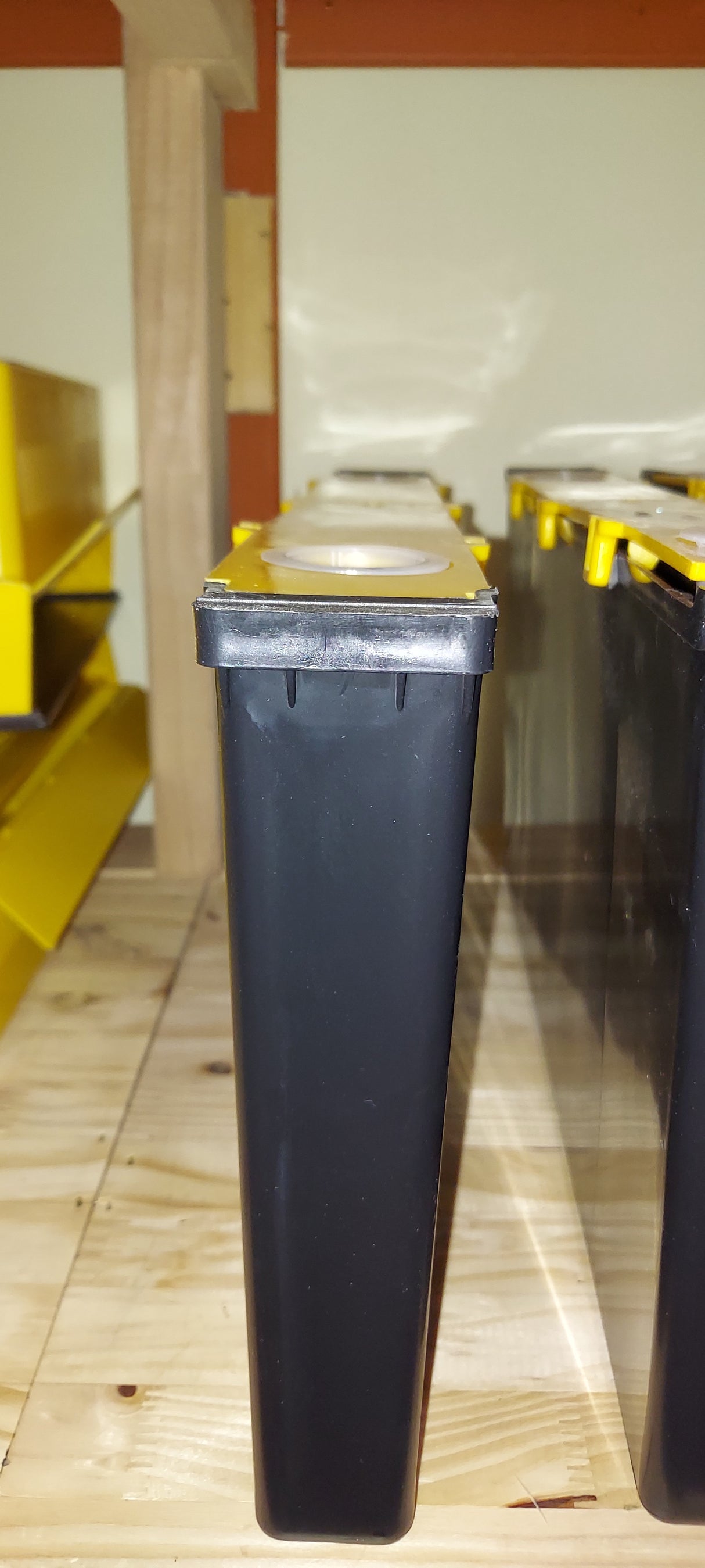 9 1/8" In frame Feeder - 2 1/2" Wide (Holds 1 1/2 Gallons) with Cap and Ladder
